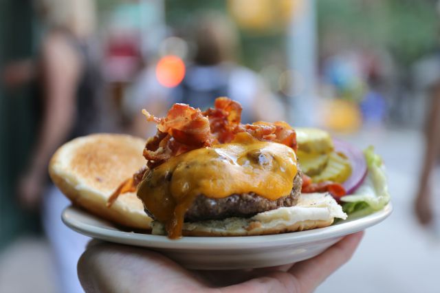 jg-melon-downtown-best-burger-nyc