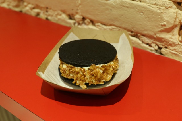 A delicious ice cream sandwich from Longfellows Sandwich Shop in the Lower East Side