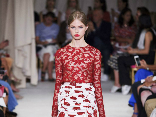 Pleats by Oscar de la Renta at Spring 2016 fashion week