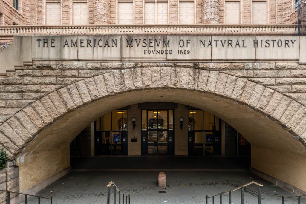 entrance natural history museum 